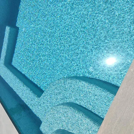ヴィラ Avalon Cosy Apartments, Minimal With Shared Swimming Pool