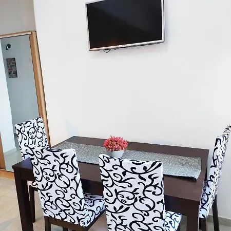 Вилла Avalon Cosy Apartments, Minimal With Shared Swimming Pool Аграри